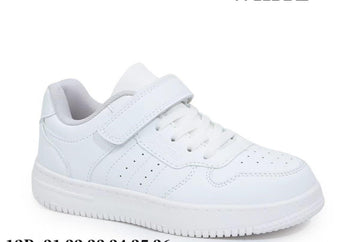 Balti kedukai berniukui.