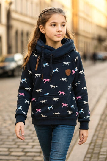 Šiltas bliuzonas mergaitei.