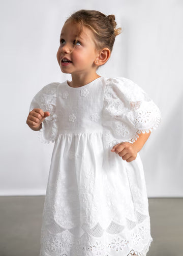 Mayoral balta nėriniuota suknelė Blanco.