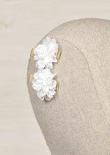 Load image into Gallery viewer, Abel&amp;lula puošnus gėlių segtukas